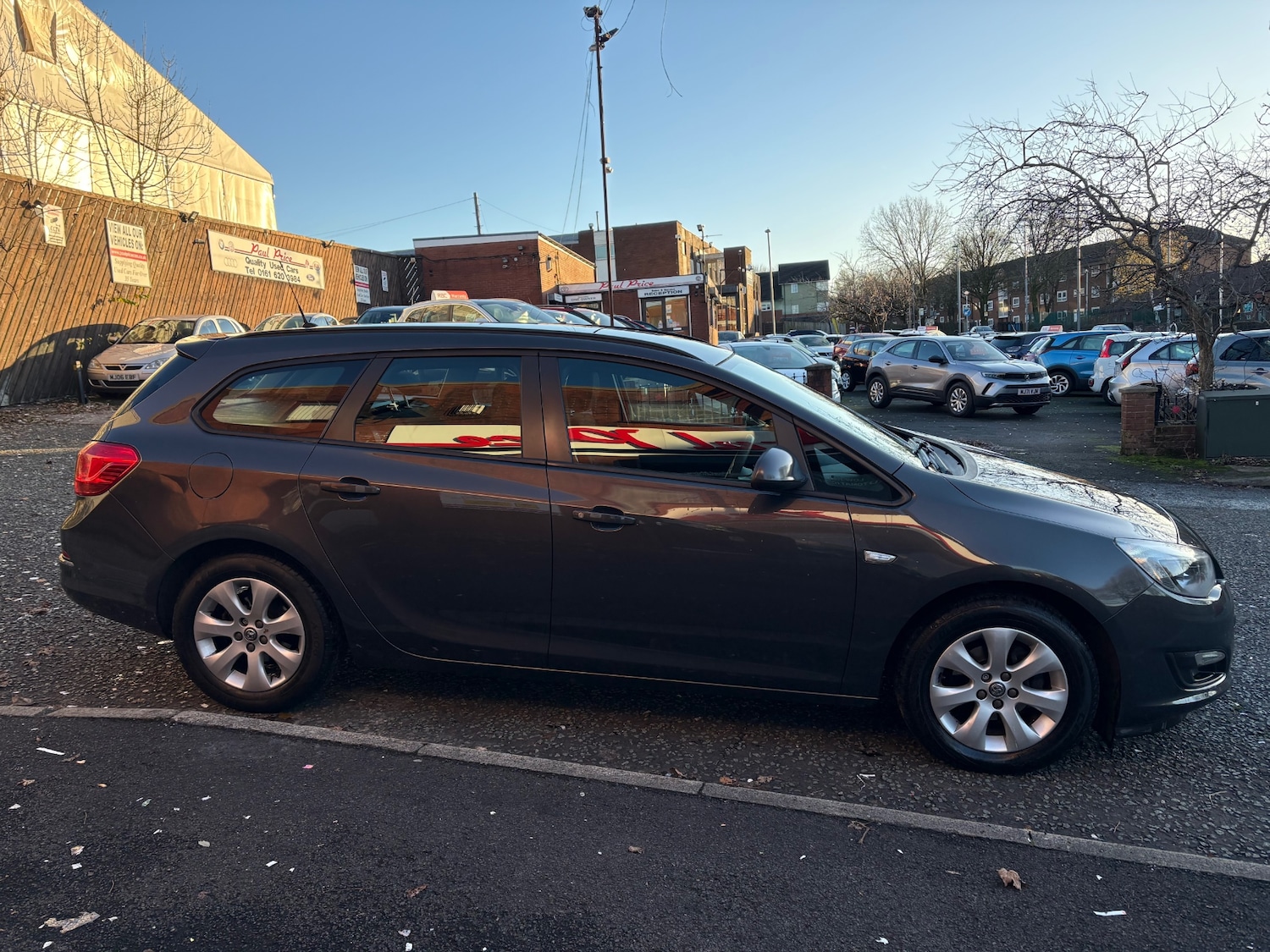 Used Vauxhall Astra 2014 for sale - 76626650: Photo 2