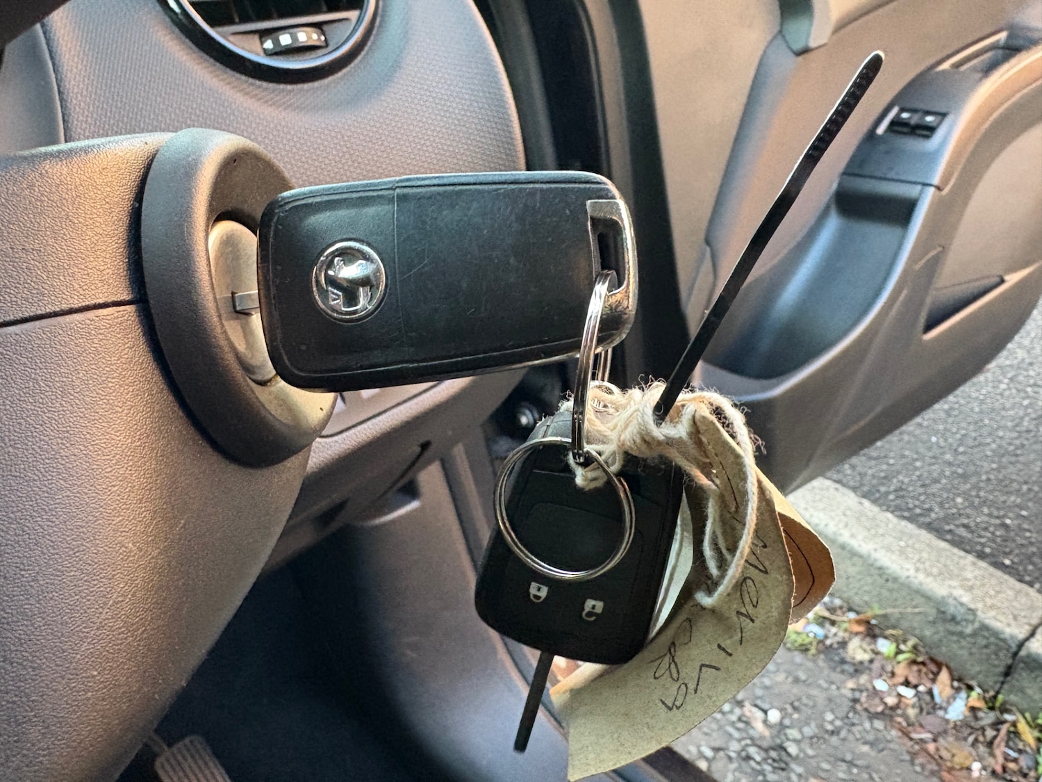 Used Vauxhall Meriva 2015 for sale - 76791954: Photo 16