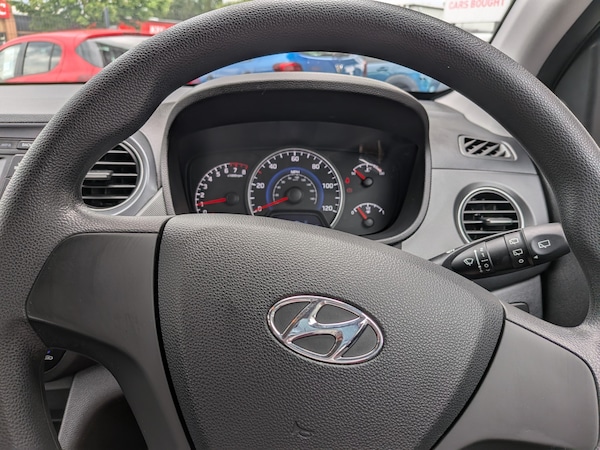 Used Hyundai i10 2017 for sale - 75284040: Photo 13