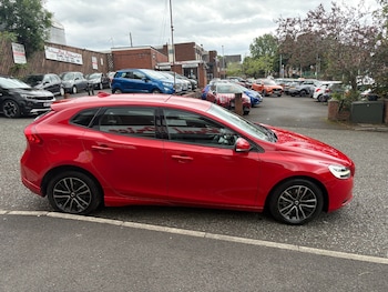 Used Volvo V40 2017 for sale - 78939798: Photo