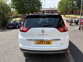 Used Renault Grand Scenic 2017 for sale - 74626688: Photo