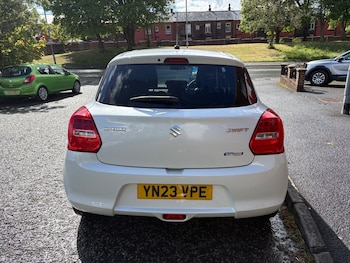Used Suzuki Swift 2023 for sale - 78596585: Photo