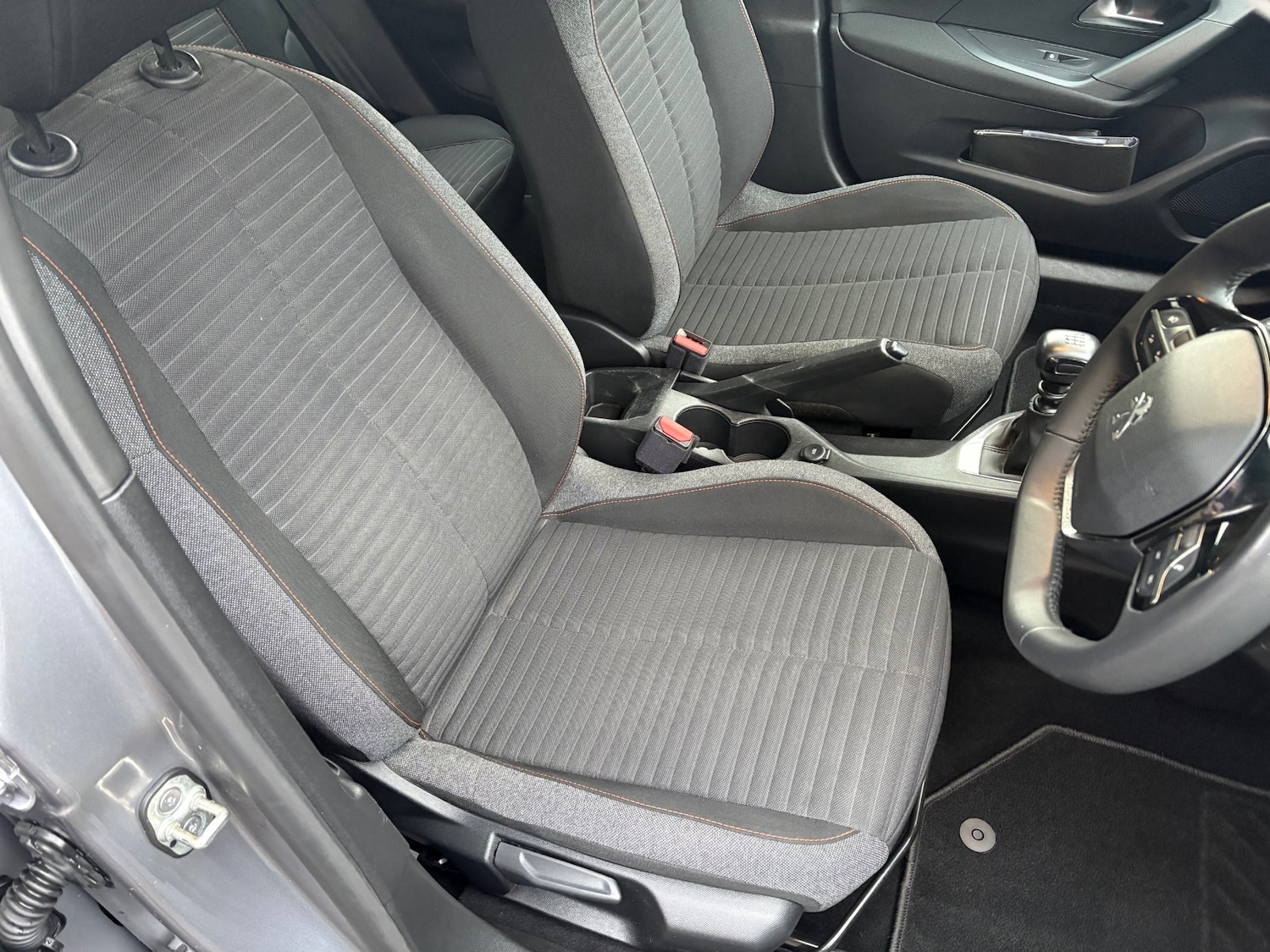 Used Peugeot 2008 2022 for sale - 77365599: Photo 10