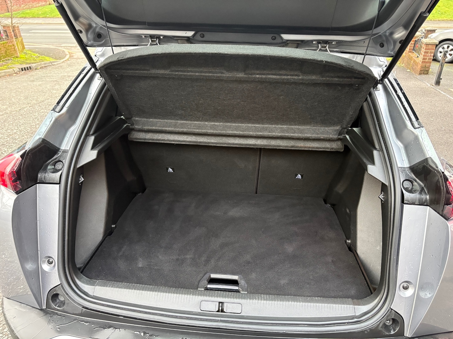 Used Peugeot 2008 2022 for sale - 77365599: Photo 12