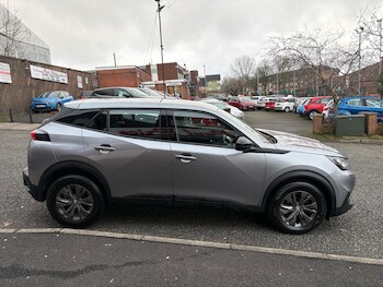 Used Peugeot 2008 2022 for sale - 77365599: Photo