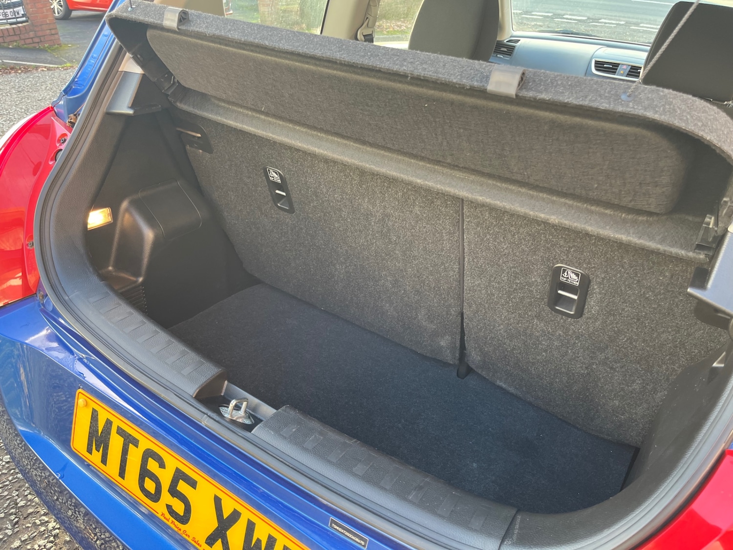 Used Suzuki Swift 2015 for sale - 76507376: Photo 17