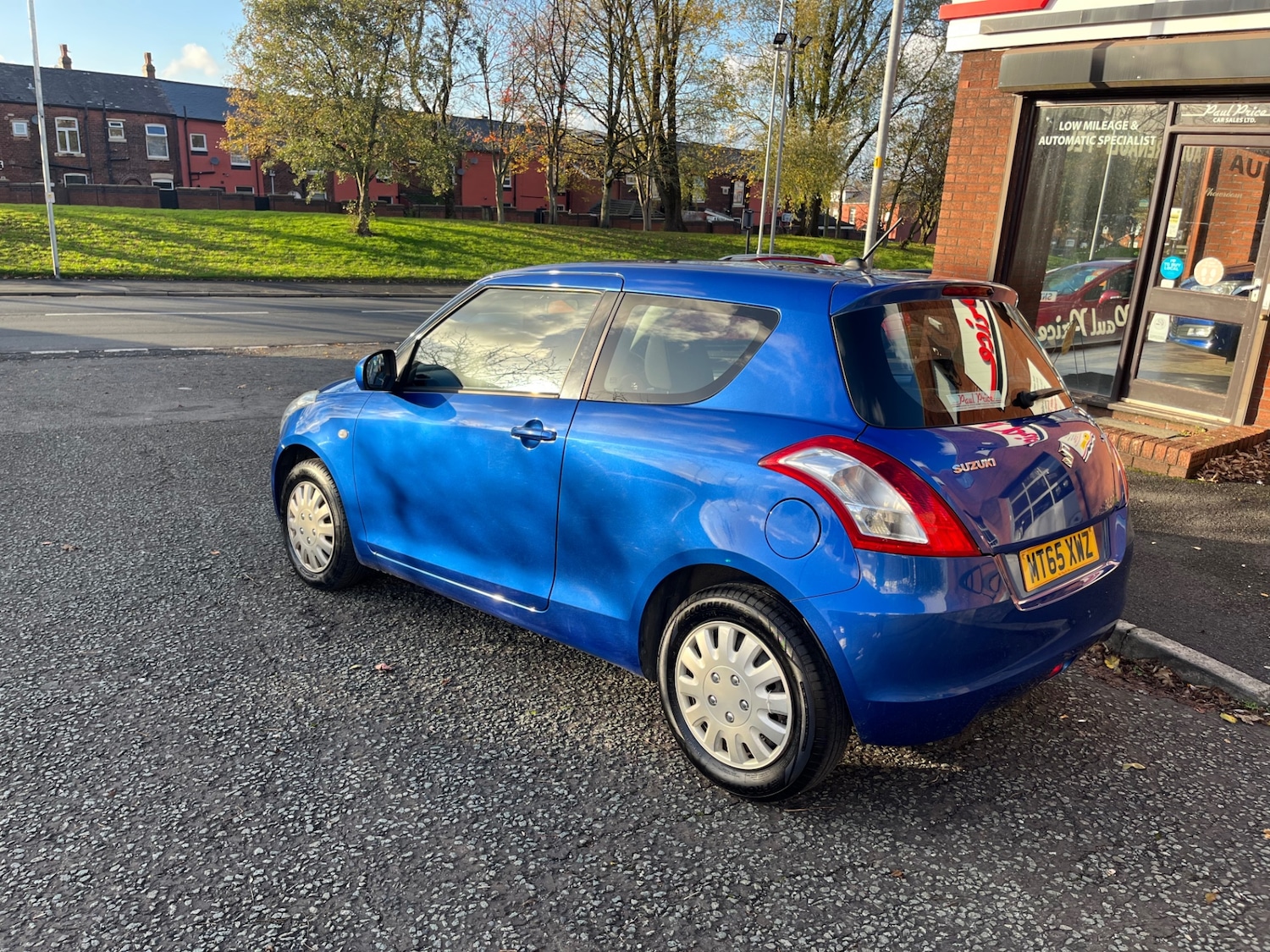 Used Suzuki Swift 2015 for sale - 76507376: Photo 5