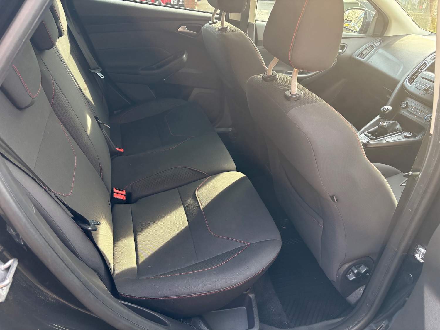 Used Ford Focus 2015 for sale - 77947415: Photo 10