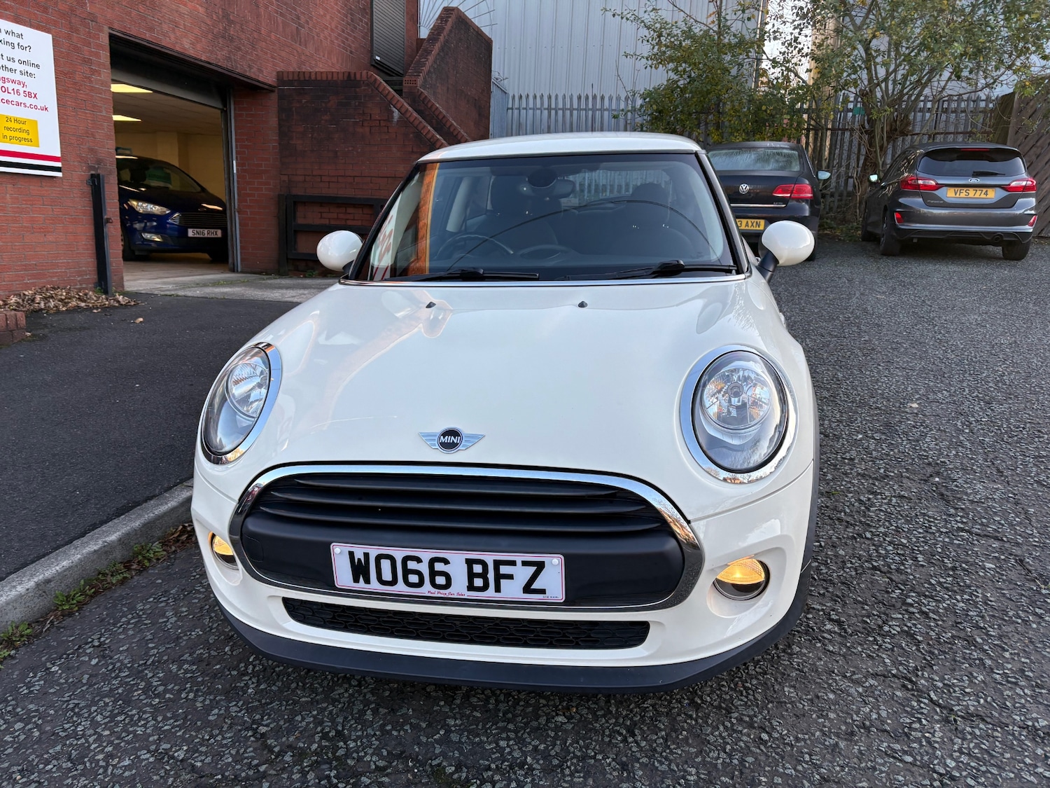 Used MINI Hatch 2016 for sale - 76504317: Photo 8