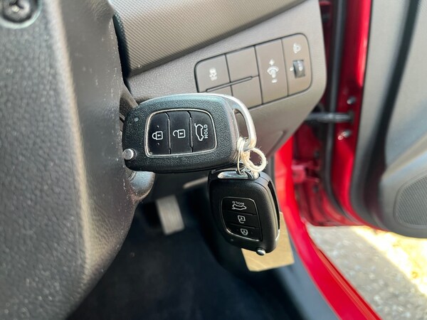 Used Hyundai i10 2019 for sale - 71390019: Photo 17
