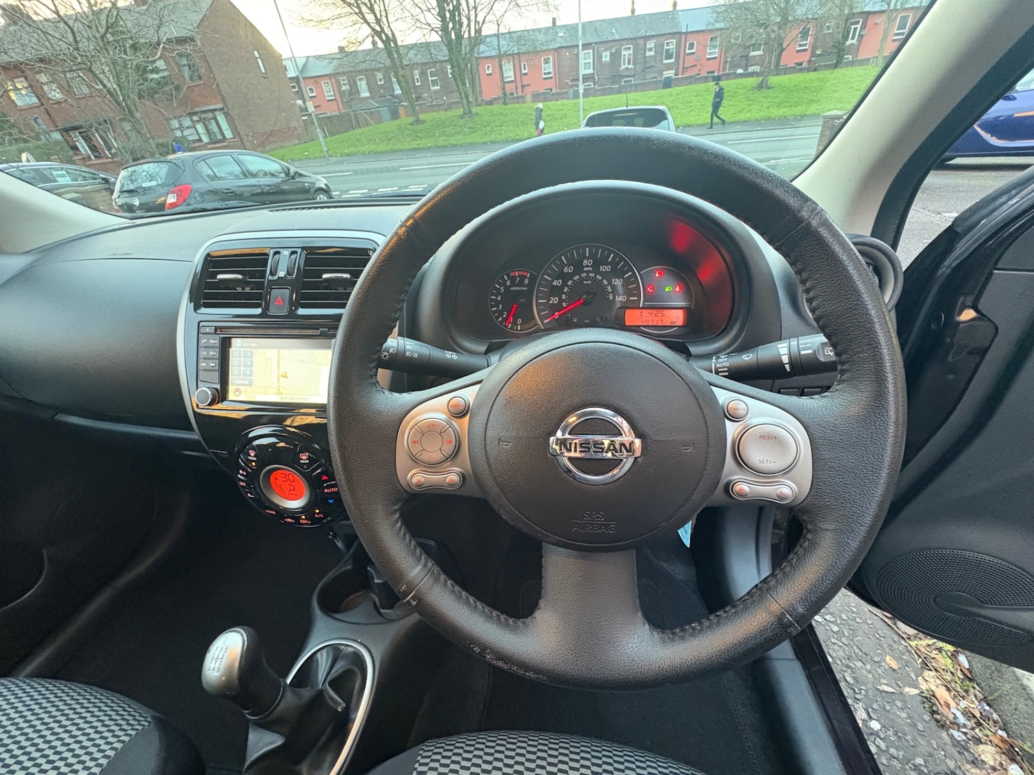 Used Nissan Micra 2015 for sale - 76792648: Photo 17