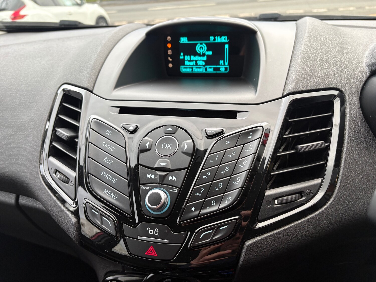 Used Ford Fiesta 2015 for sale - 77528437: Photo 17