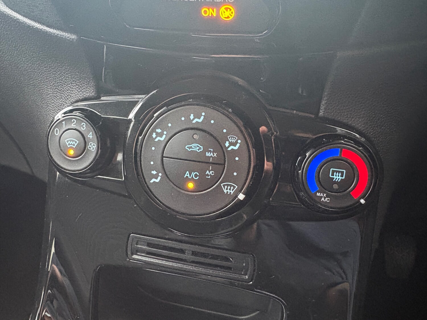 Used Ford Fiesta 2015 for sale - 77528437: Photo 18