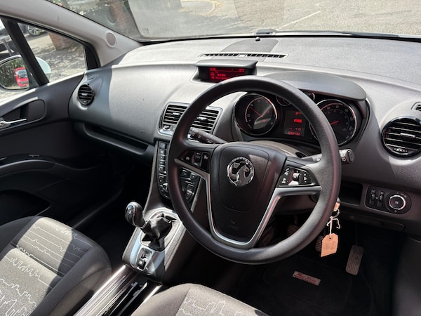 Used Vauxhall Meriva 2015 for sale - 75303567: Photo 9