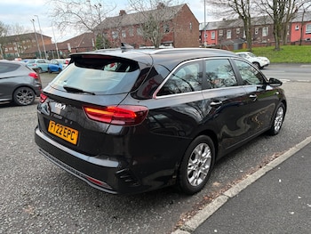 Used Kia Ceed 2022 for sale - 76907788: Photo