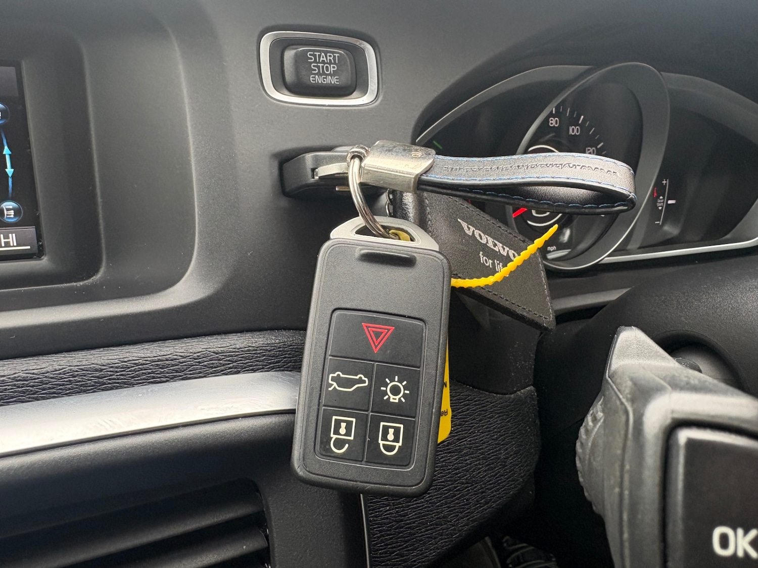 Used Volvo V40 2017 for sale - 77591801: Photo 19