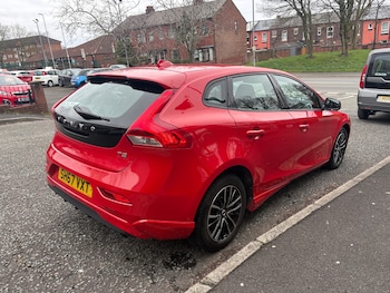 Used Volvo V40 2017 for sale - 77591801: Photo