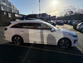 Used Kia Ceed 2020 for sale - 76625170: Photo