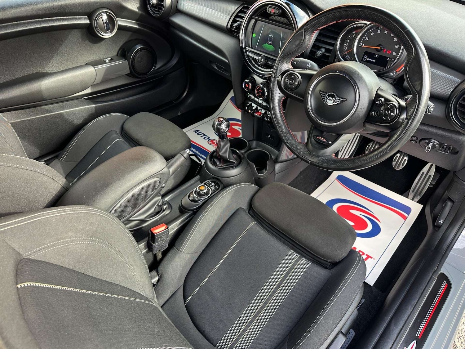 Used MINI Convertible 2019 for sale - 76946154: Photo 17