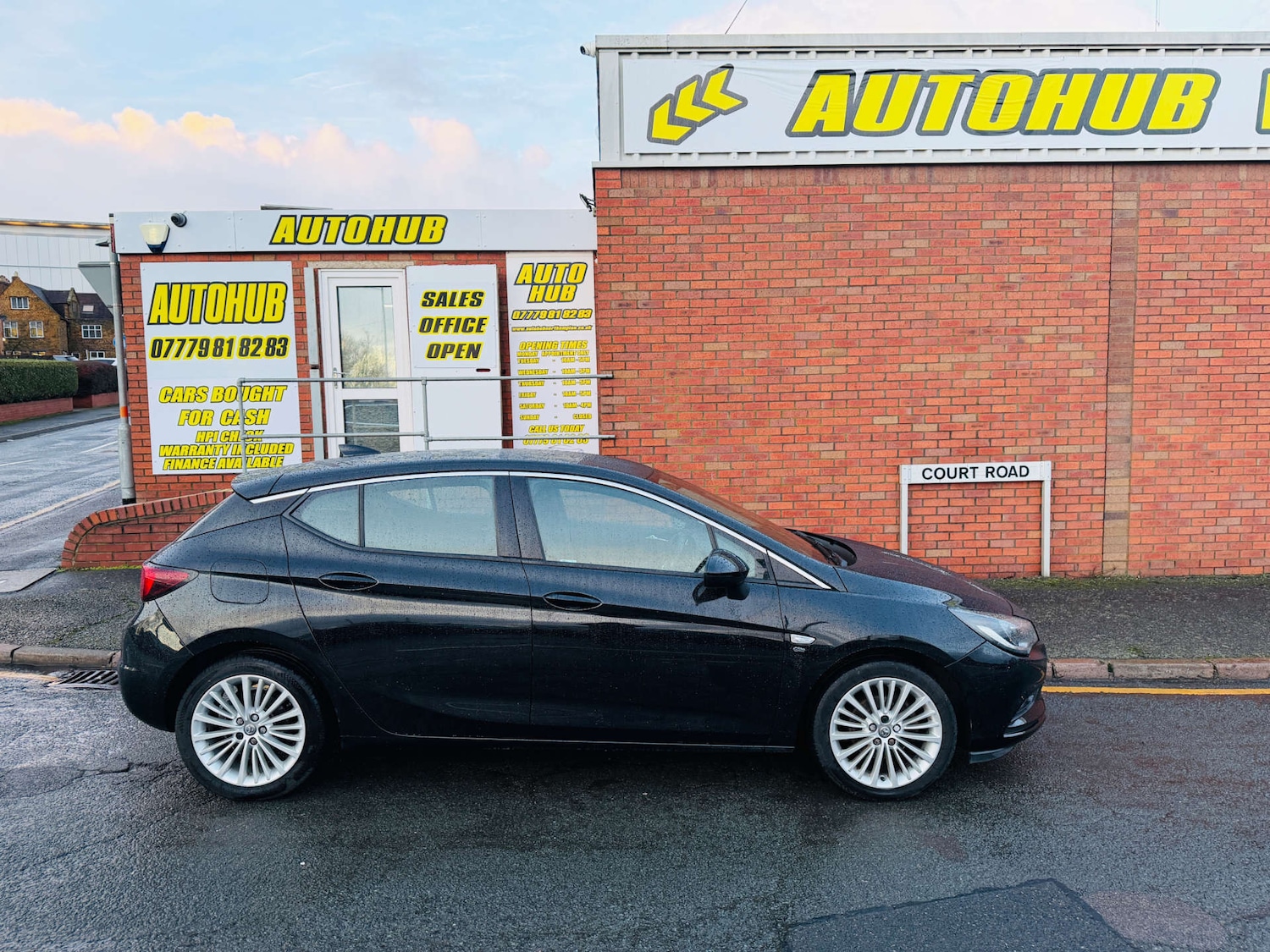 Used Vauxhall Astra 2016 for sale - 77523309: Photo 2