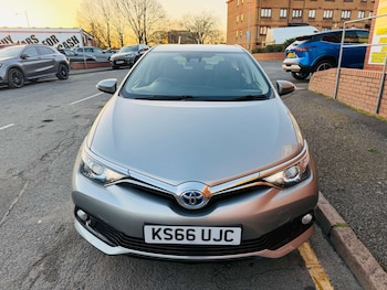 Used Toyota Auris 2017 for sale - 77693784: Photo