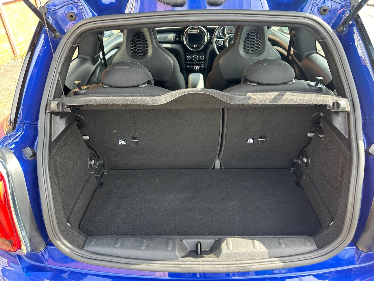 Vehicle 33