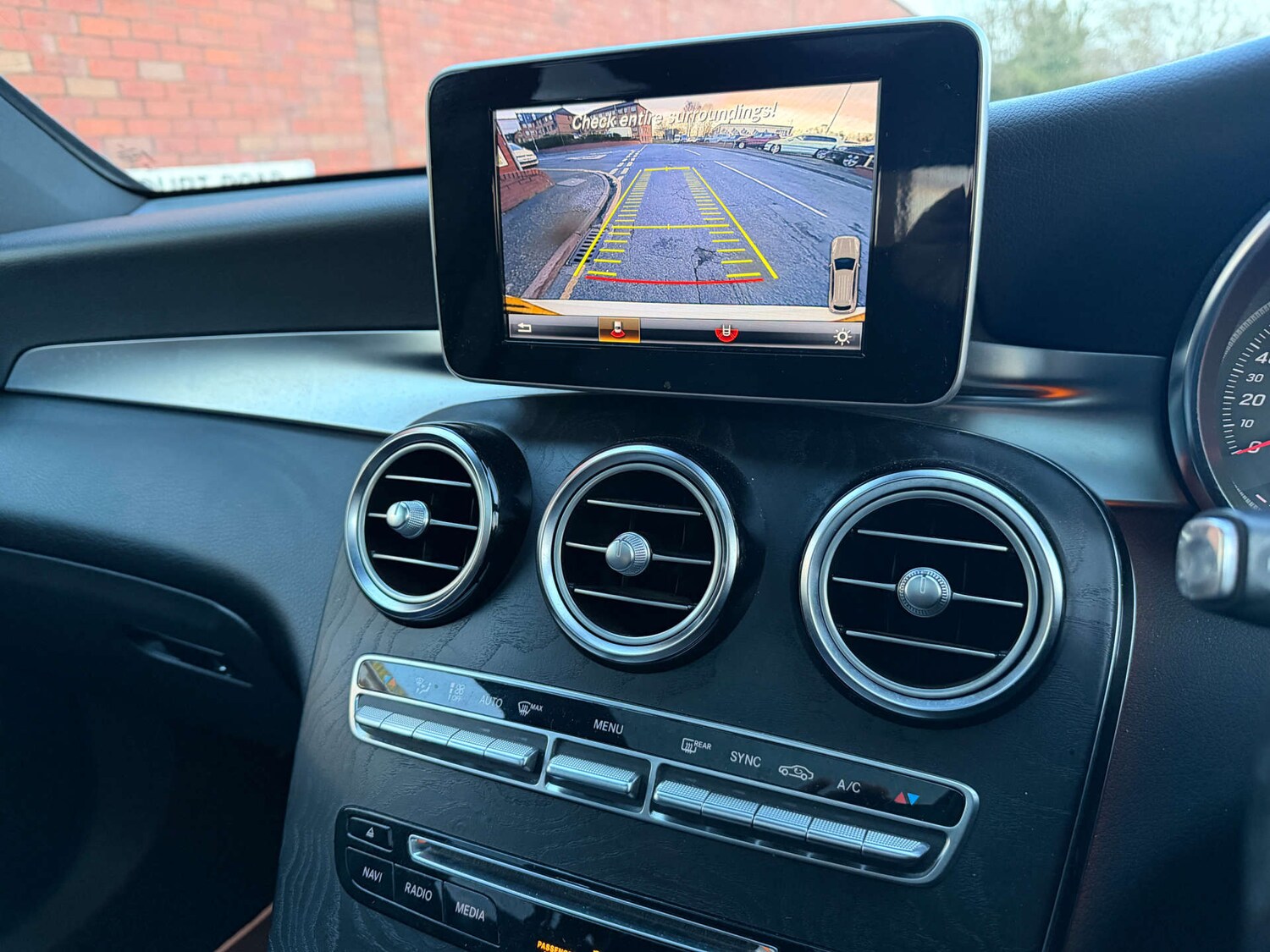 Used Mercedes-Benz GLC 2017 for sale - 77888841: Photo 16