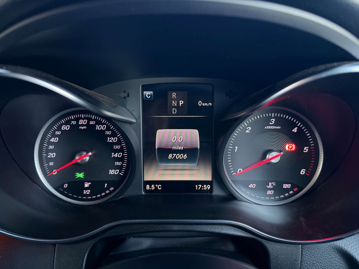 Used Mercedes-Benz GLC 2017 for sale - 77888841: Photo 30