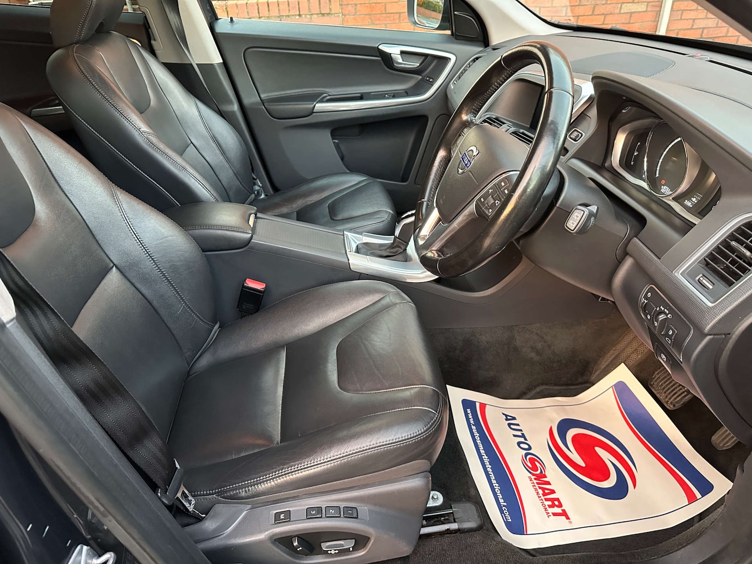 Used Volvo XC60 2016 for sale - 76946161: Photo 17