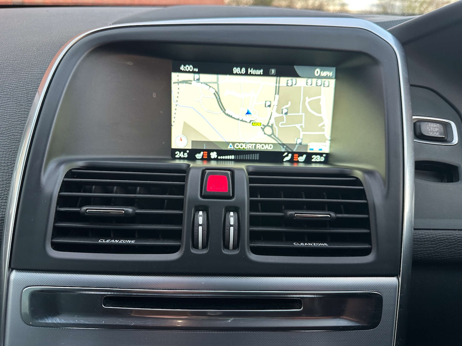 Used Volvo XC60 2016 for sale - 76946161: Photo 27