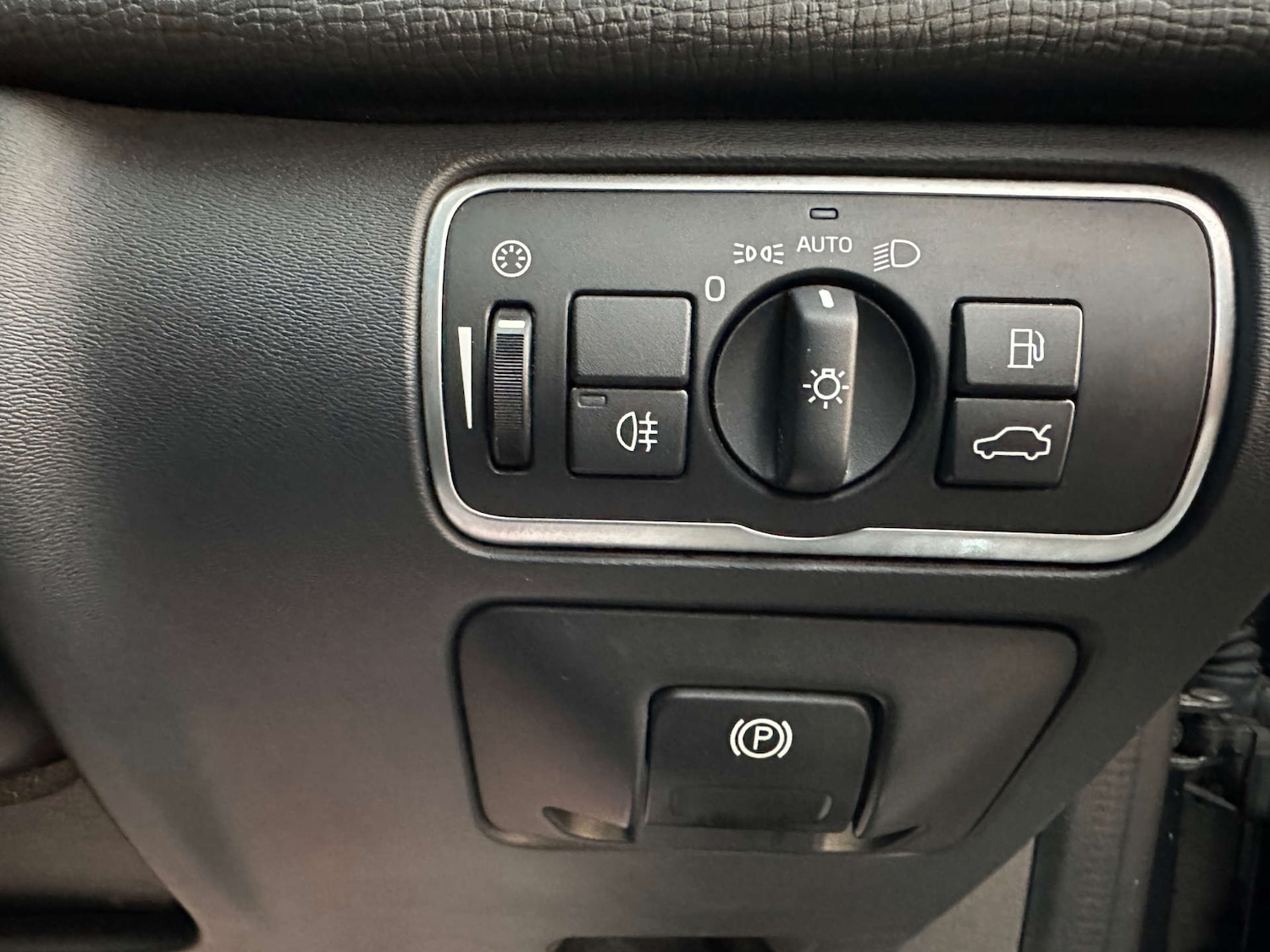 Used Volvo XC60 2016 for sale - 76946161: Photo 31