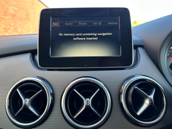 Used Mercedes-Benz B Class 2017 for sale - 75464120: Photo 14