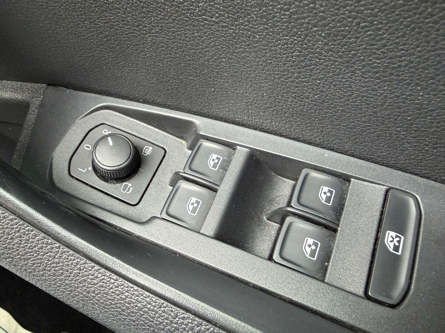 Used Skoda Karoq 2019 for sale - 77583959: Photo 35