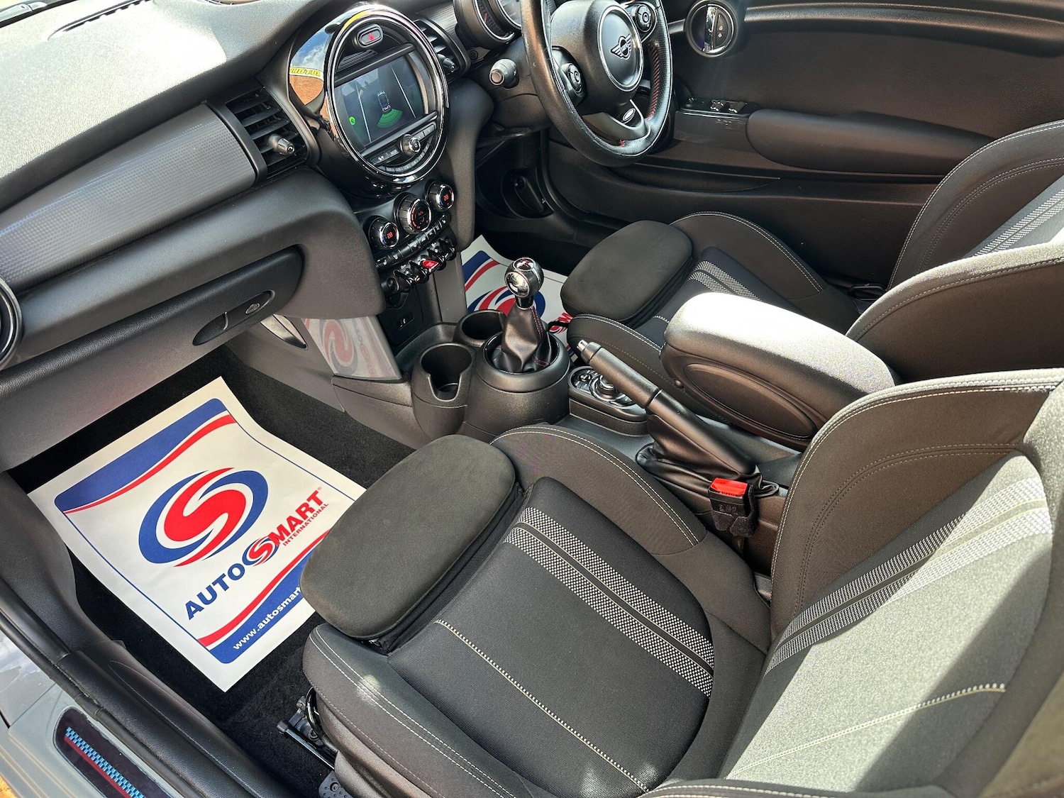 Used MINI Convertible 2019 for sale - 76315159: Photo 14
