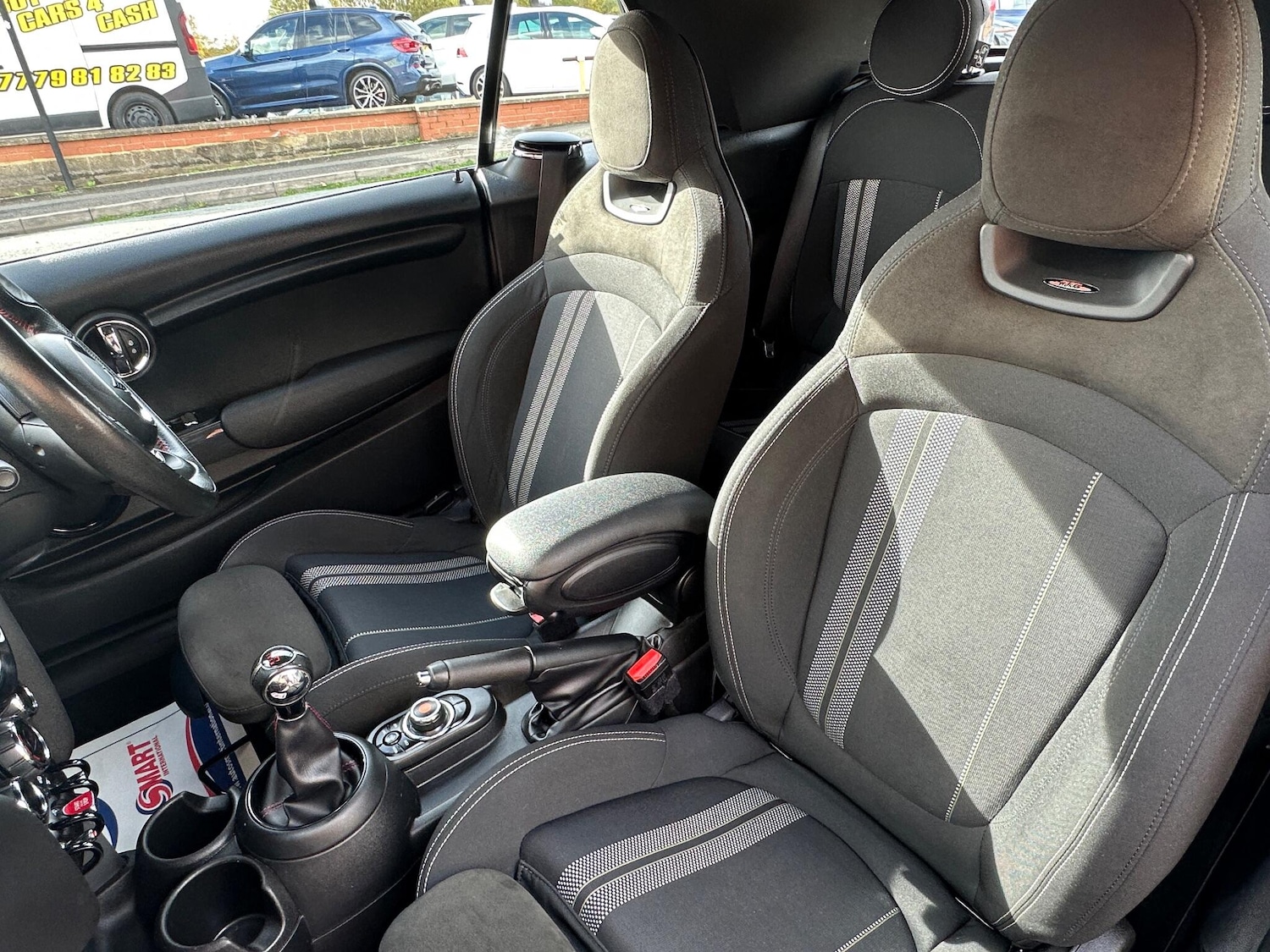 Used MINI Convertible 2019 for sale - 76315159: Photo 15