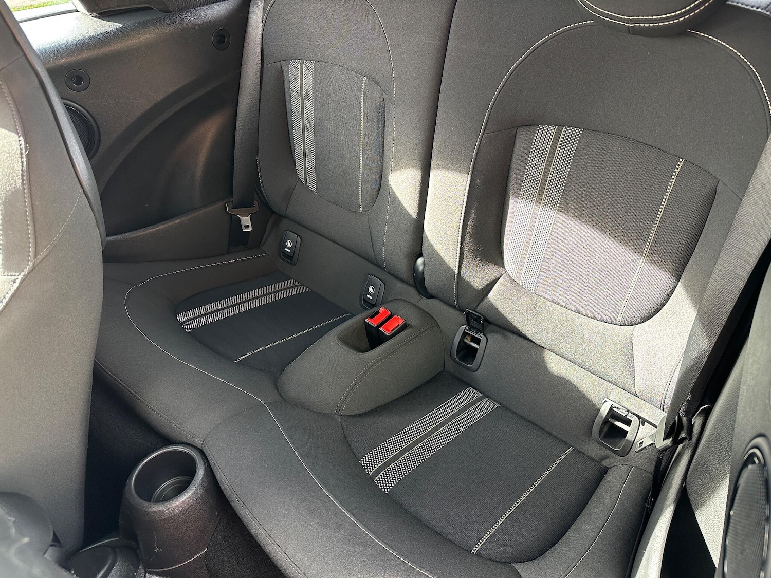 Used MINI Convertible 2019 for sale - 76315159: Photo 16