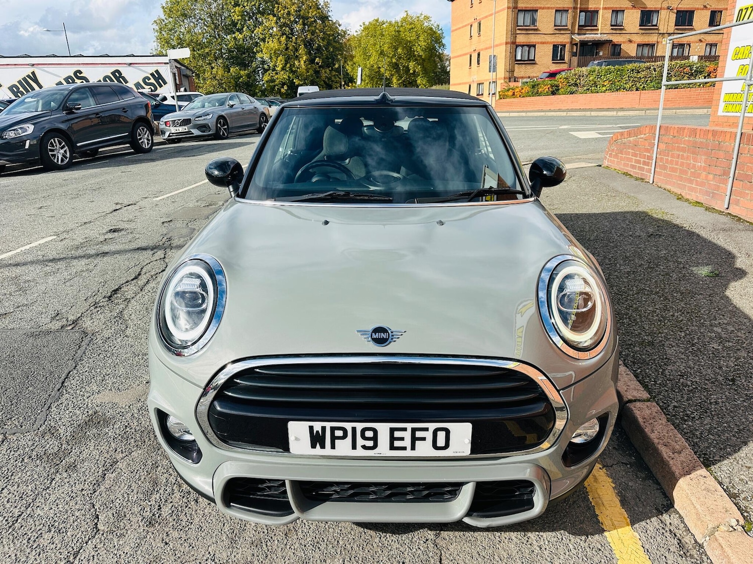 Used MINI Convertible 2019 for sale - 76315159: Photo 4