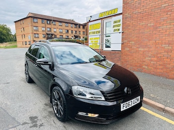 Volkswagen - Passat