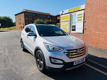 Used Hyundai Santa Fe 2014 for sale - 79187272: Photo