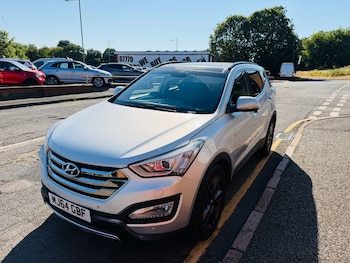 Used Hyundai Santa Fe 2014 for sale - 79187272: Photo