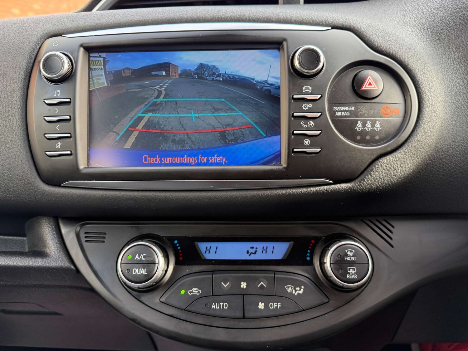 Used Toyota Yaris 2017 for sale - 77494168: Photo 18