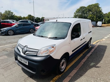 Used Renault Kangoo 2018 for sale - 79471234: Photo