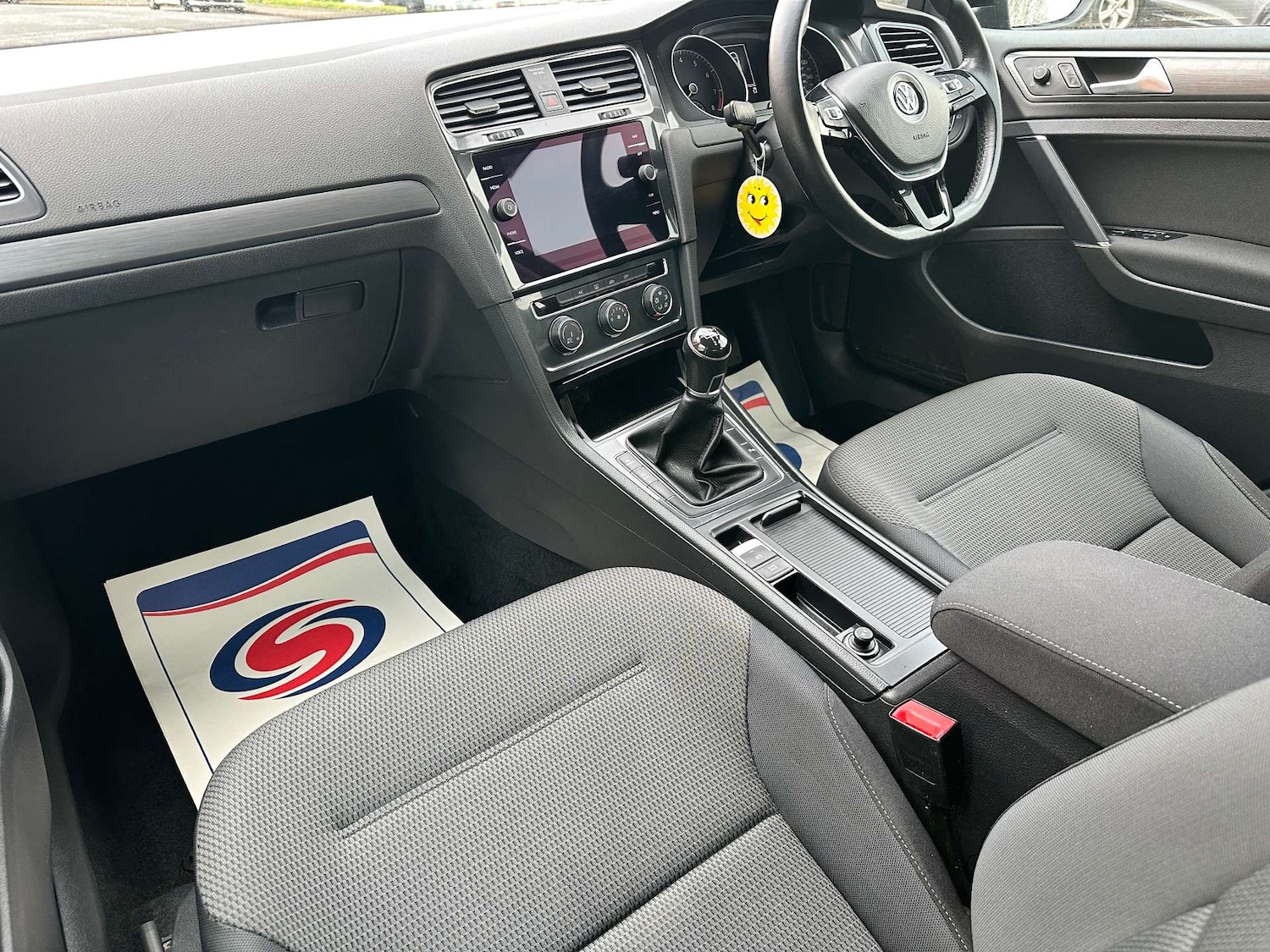 Used Volkswagen Golf 2017 for sale - 76946158: Photo 10