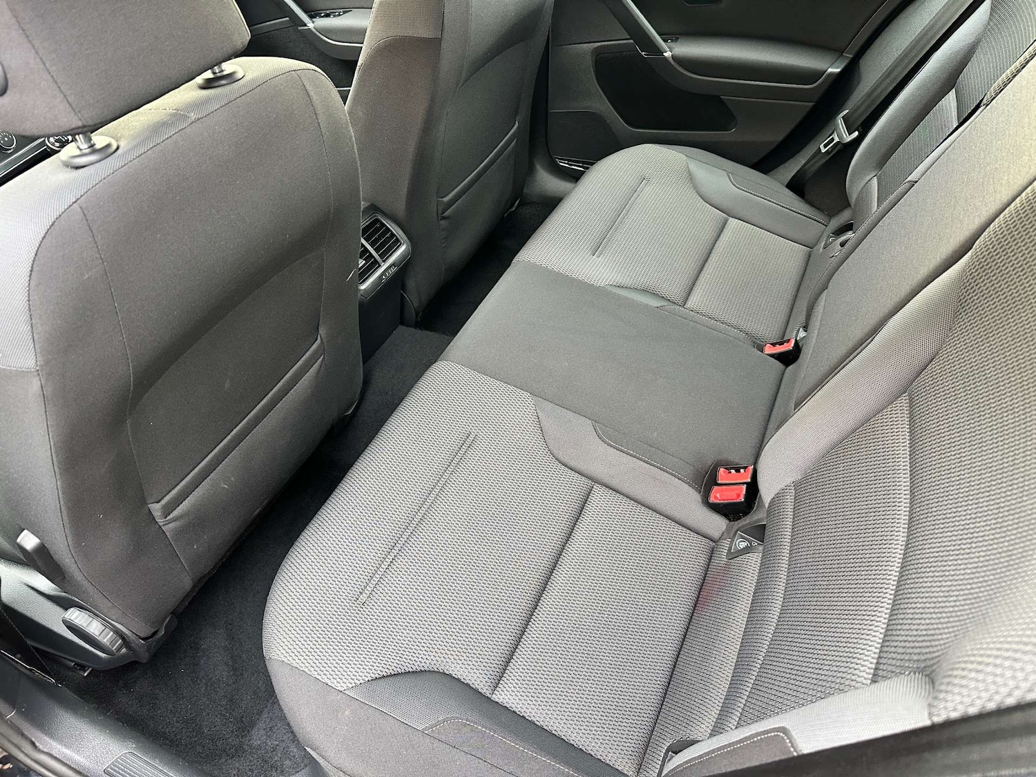 Used Volkswagen Golf 2017 for sale - 76946158: Photo 11