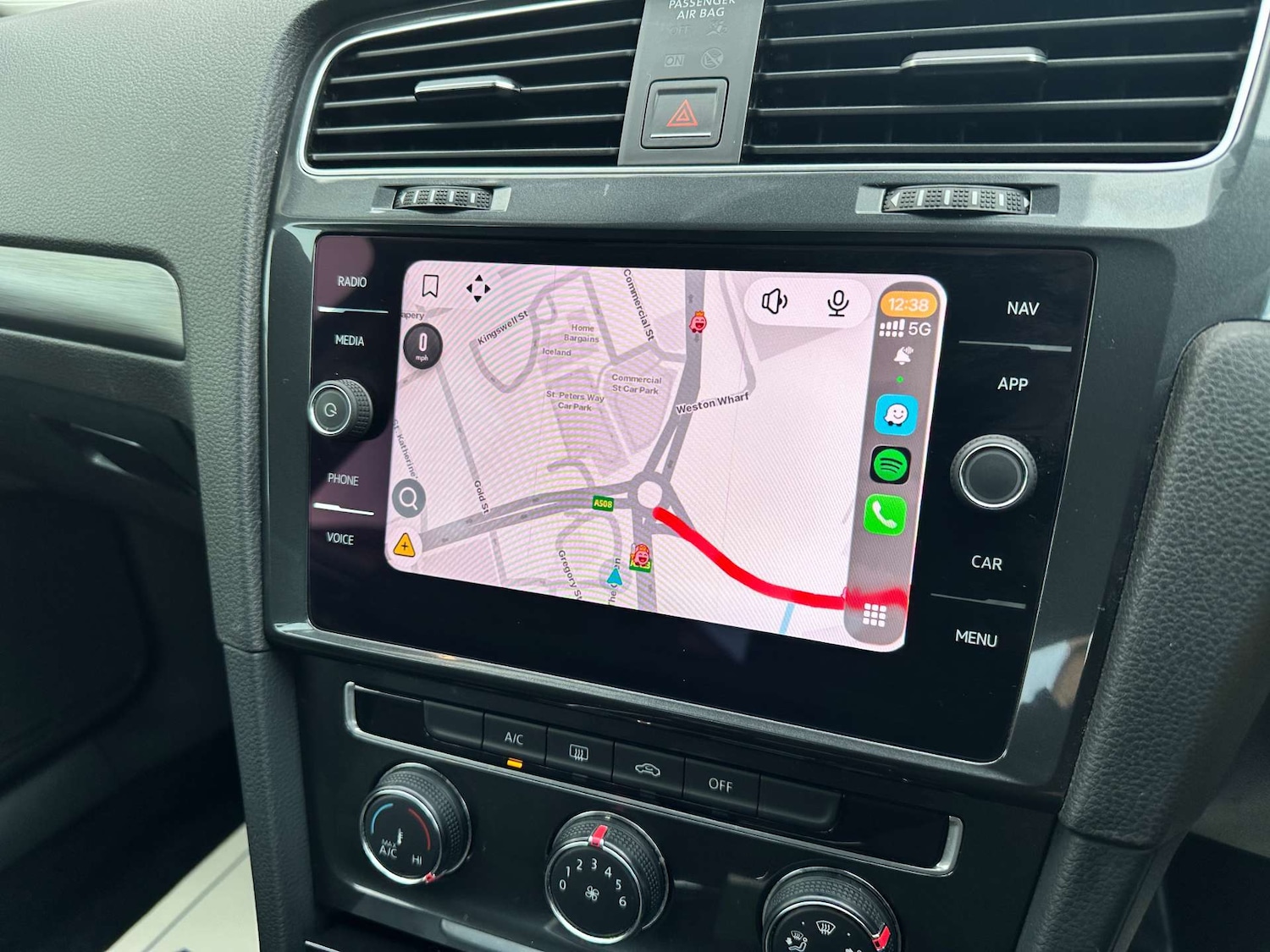 Used Volkswagen Golf 2017 for sale - 76946158: Photo 18