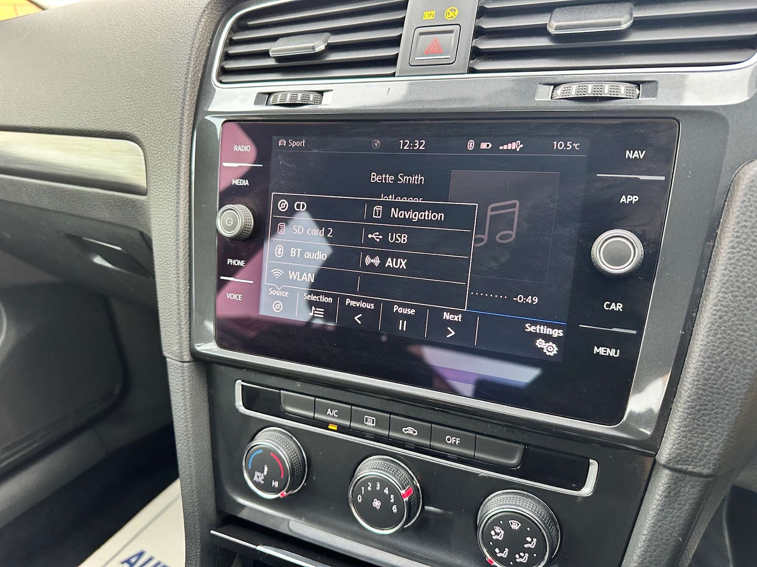 Used Volkswagen Golf 2017 for sale - 76946158: Photo 22