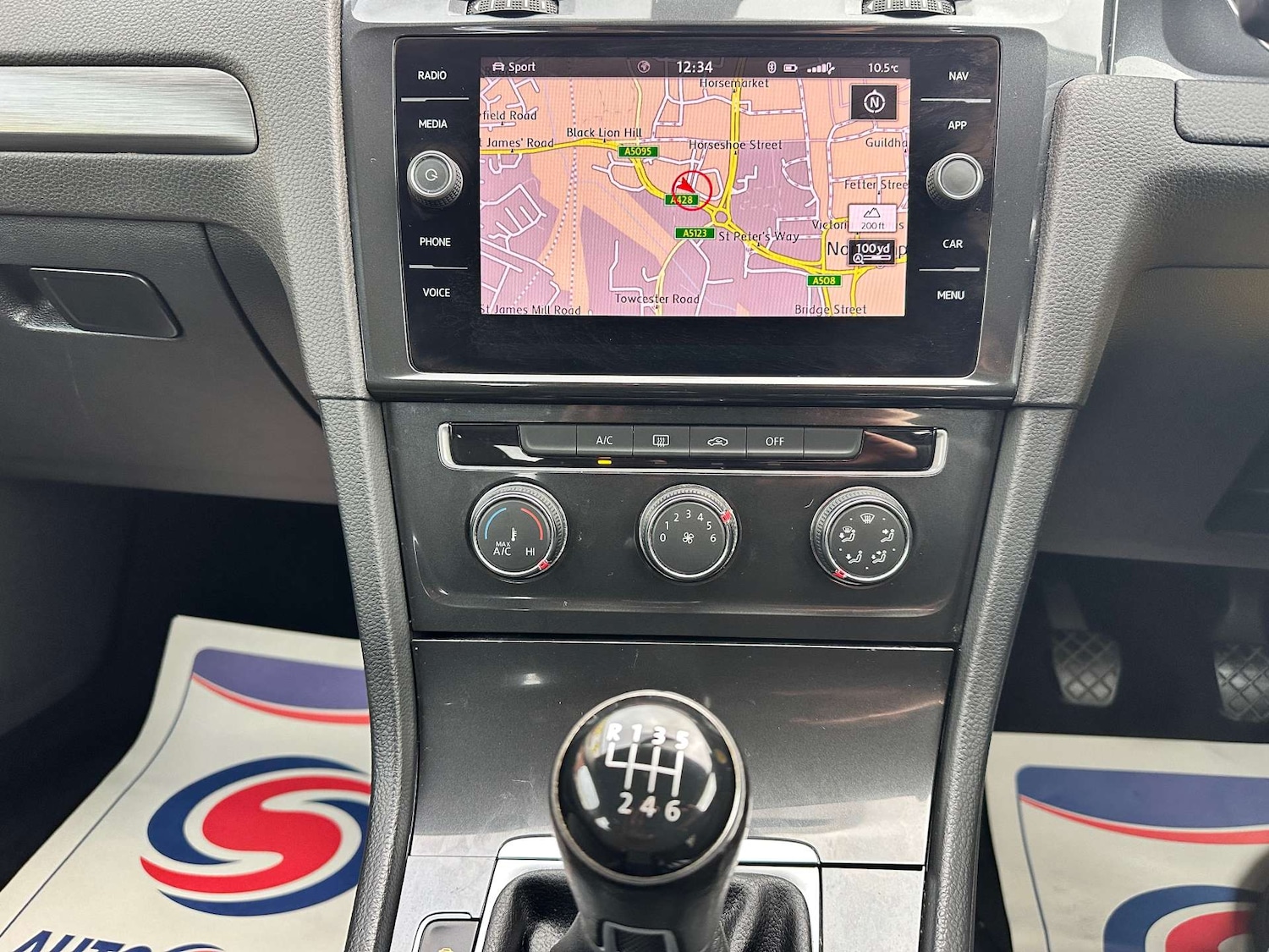 Used Volkswagen Golf 2017 for sale - 76946158: Photo 24