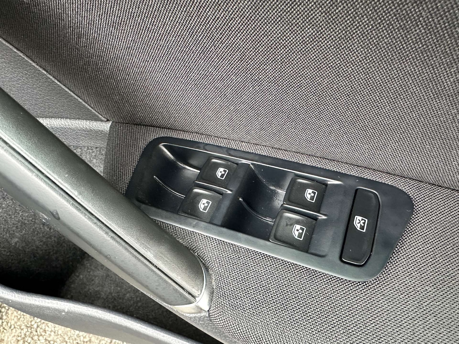 Used Volkswagen Golf 2017 for sale - 76946158: Photo 28