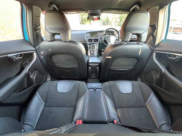 Used Volvo V40 2015 for sale - 74921444: Photo 23