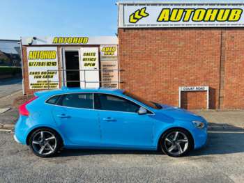 Used Volvo V40 2015 for sale - 74921444: Photo